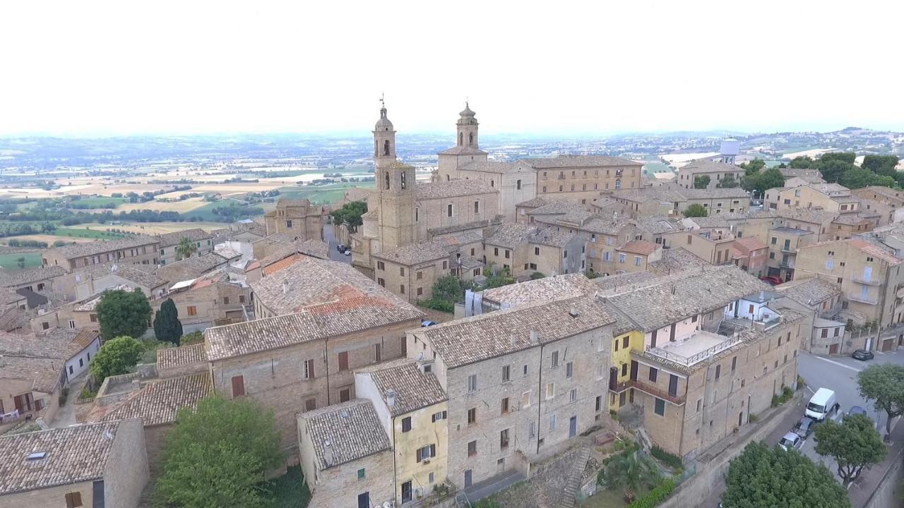 Il Castello Affittacamere Montecosaro  エクステリア 写真