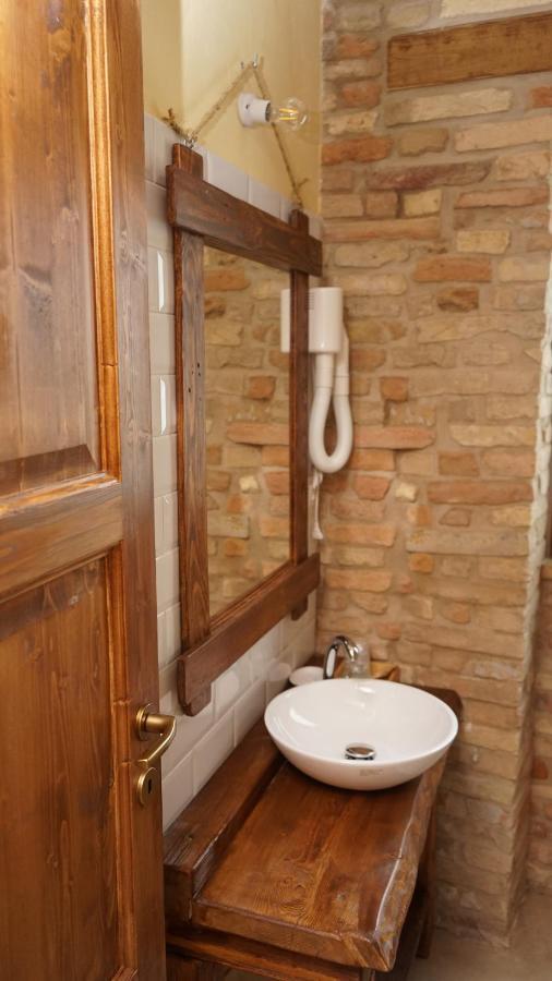 Il Castello Affittacamere Montecosaro  エクステリア 写真