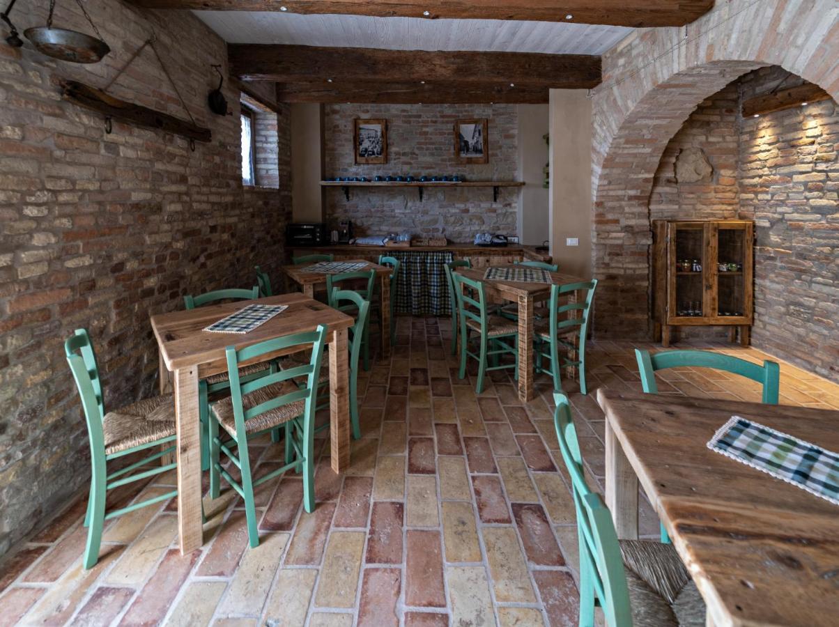 Il Castello Affittacamere Montecosaro  エクステリア 写真